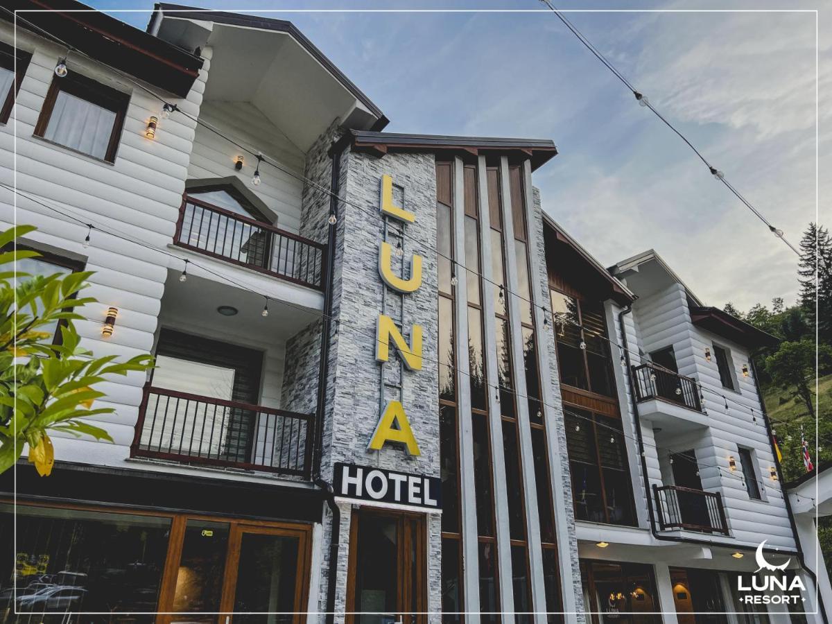 Luna Resort Peje Bagian luar foto