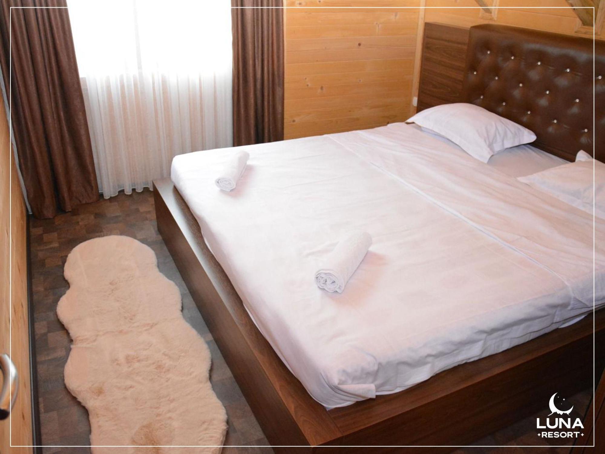 Luna Resort Peje Bagian luar foto
